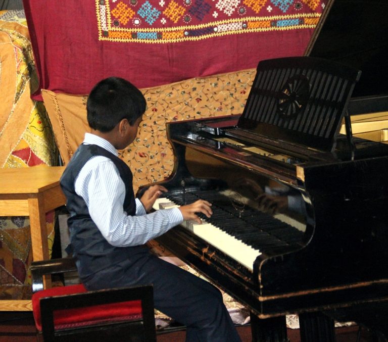 boypiano 1 768x677
